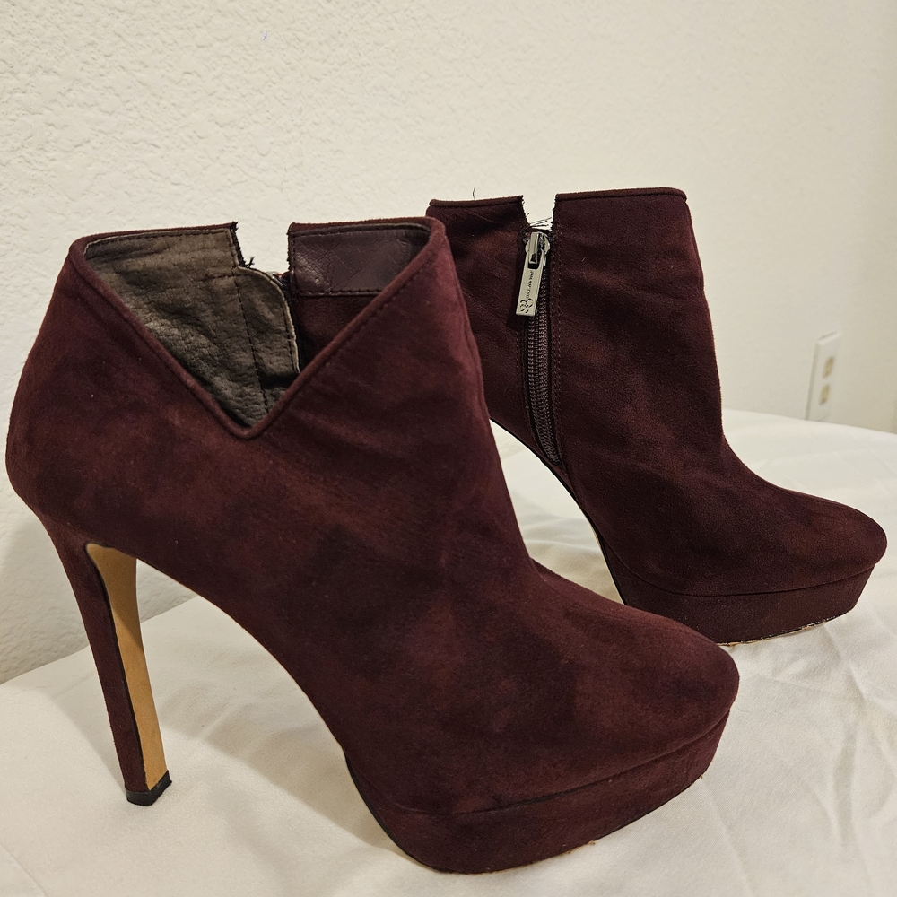 Jessica Simpson Burgundy Red Faux Suede Ankle Booties